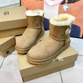 Picture of UGG Shoes _SKUUGGsz35-40ML091219760